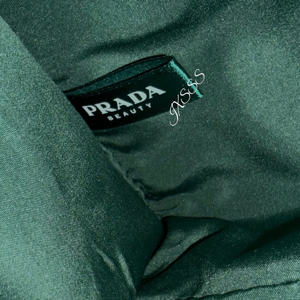 *RARE* Dark-Green Prada Beauty (Dual Compartment) Shoulder-Tote Bag - Picture 11 of 12